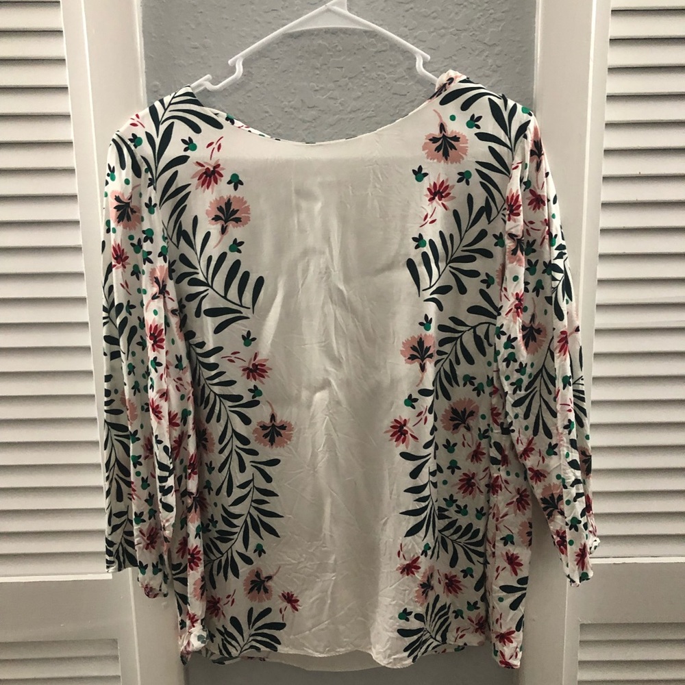 Boden size 12 floral Front to Back design blouse